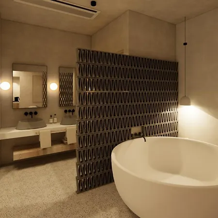 La Gaia - Adult Only